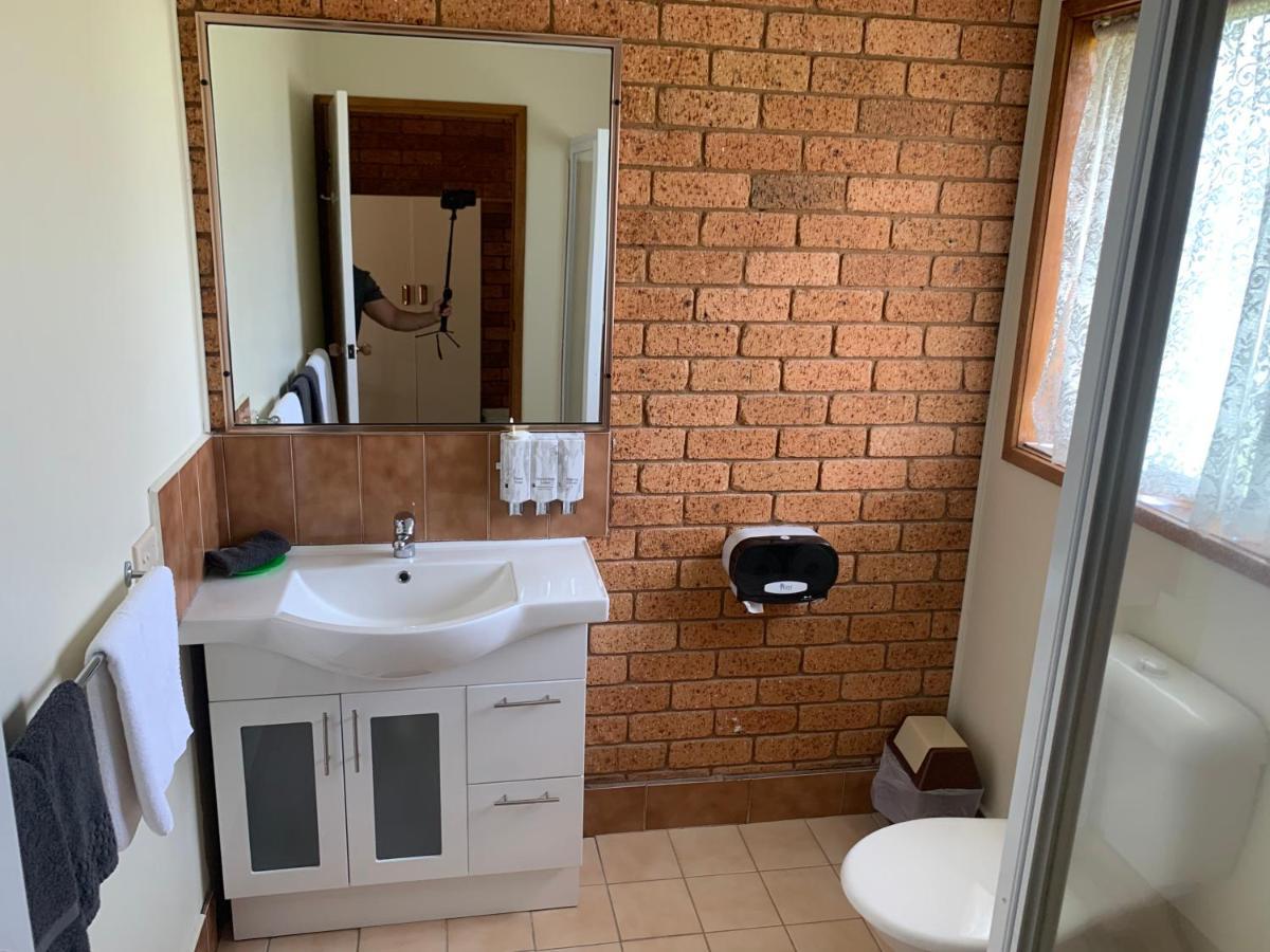 Newell Motor Inn Narrandera Dış mekan fotoğraf