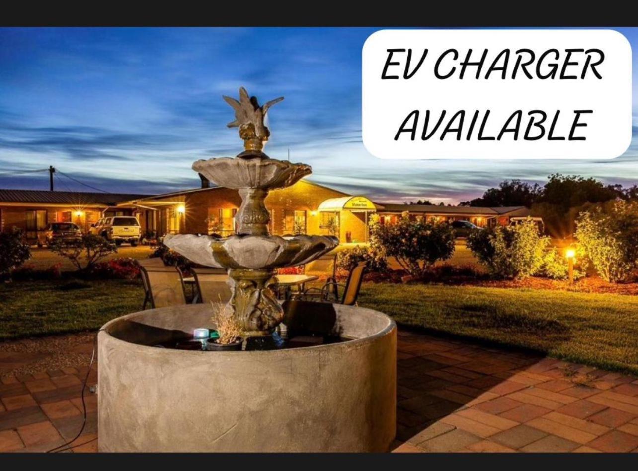 Newell Motor Inn Narrandera Dış mekan fotoğraf