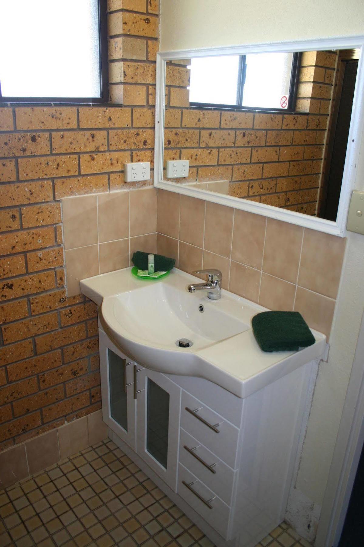 Newell Motor Inn Narrandera Dış mekan fotoğraf